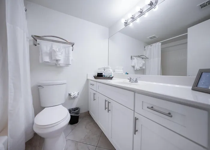 Apartament 234 Fully Furnished 1br Suite-outdoor Pool